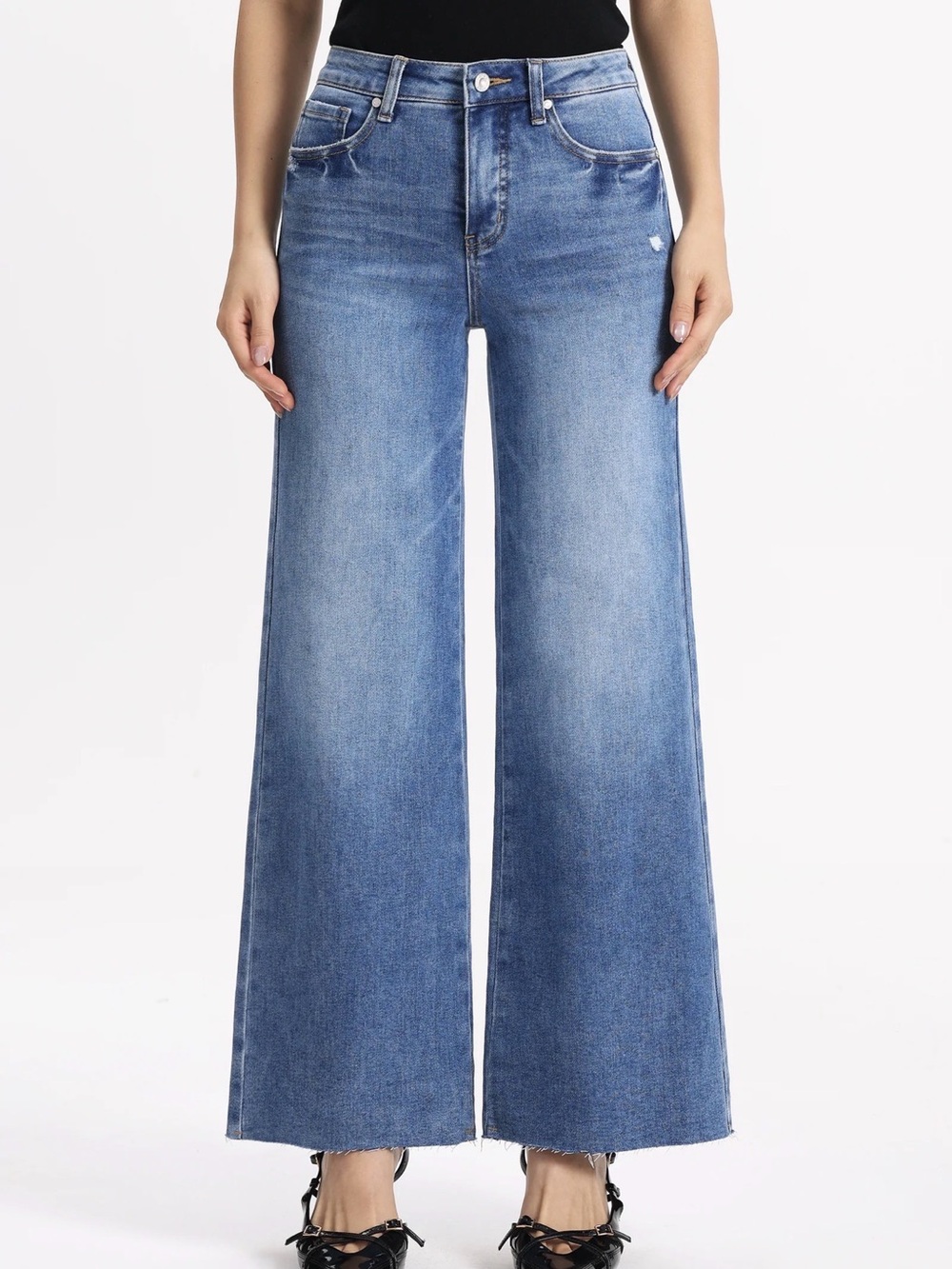 ONESO Classic Mid-Rise Wide-Leg Jeans – Size 15/32